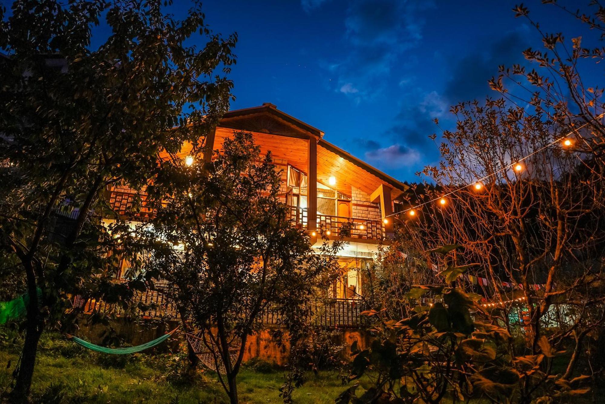 Munnar Tea Estate Cottage And Resort - Away From City Hustle Exteriör bild