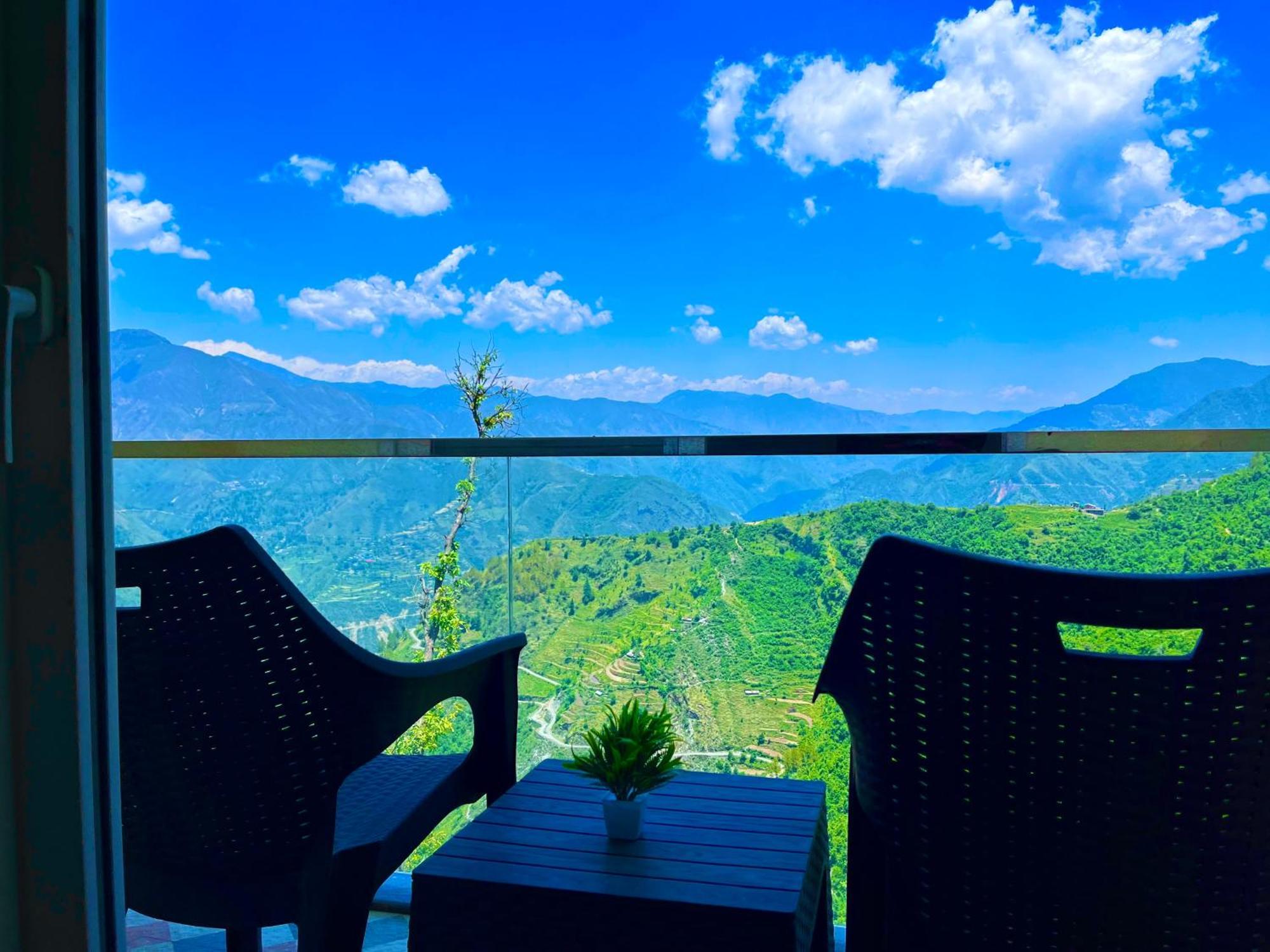 Munnar Tea Estate Cottage And Resort - Away From City Hustle Exteriör bild